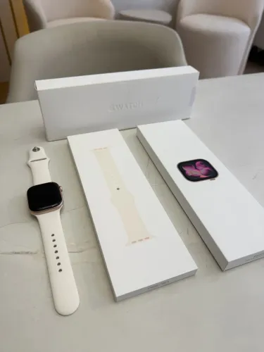 Apple Watch Series 11 46mm Ouro Rosa