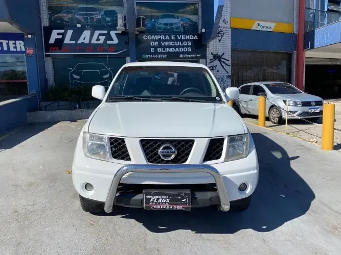 Nissan Frontier XE CD 4X4 2.5 TB Diesel 2013