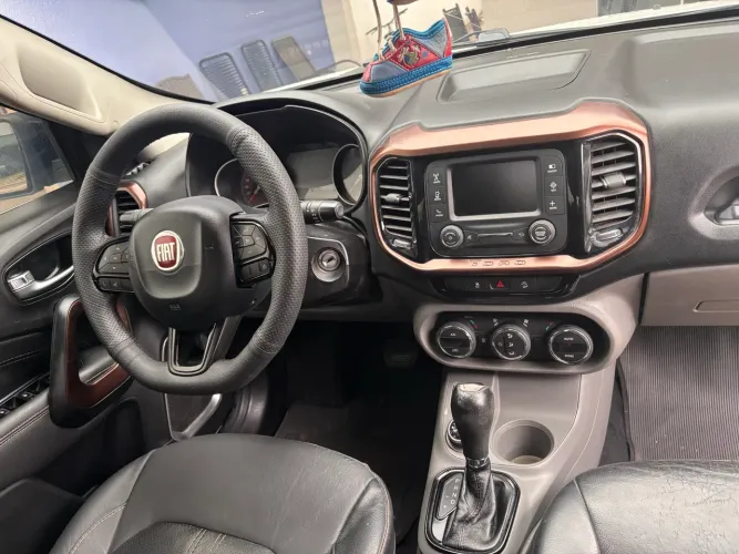Fiat Toro Volcano 2.0 16V 4X4 TB Diesel Aut. 2017