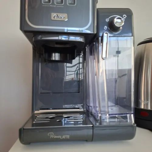 Cafeteira Oster Prima Latte