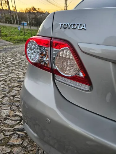 Toyota Corolla XEI 2.0 Flex 16V Aut. 2012
