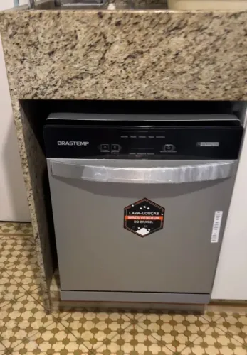Lava-Louças Compacta 8 Serviços Inox 110V BLF08BS Brastemp