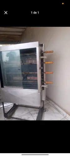 Máquina de assar frango 