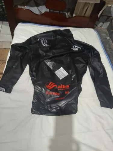 Capa de chuva tamanho M