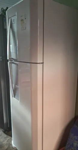 Vendo  geladeira 