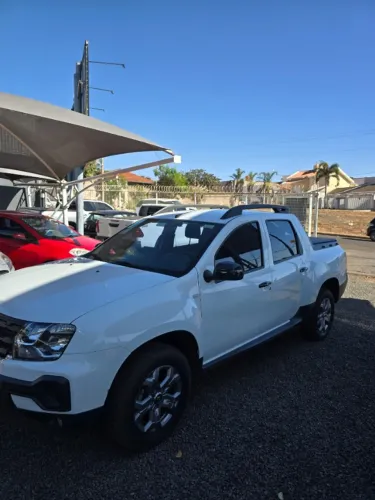 Renault Duster Oroch Intense 1.6 Flex 16V Mec. 2025