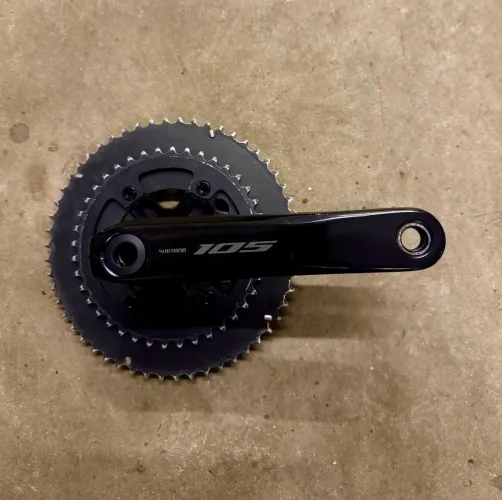 Pedivela Shimano 105 R7100 Braços 172,5 Coroas 54x40 Pequenas marcas de uso. R$ 650,00