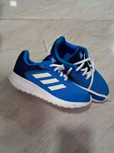 tênis infantil adidas