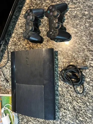 PS3 SUPER SLIM + JOGOS + CONTROLE (LEIA DESCRIÇÃO)