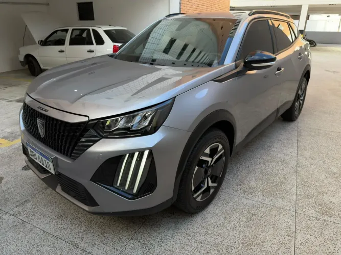 Peugeot 2008 Active 1.0 Turbo Flex 5P Aut. 2025