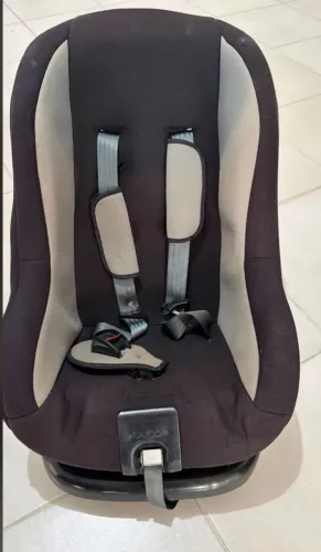 Cadeirinha de criança Voyage para carro