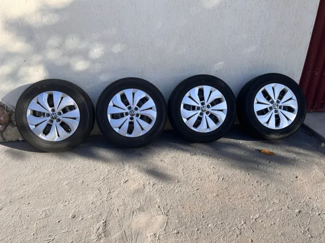 Pneus aro 16