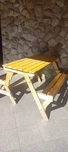 Mesa que vira banco