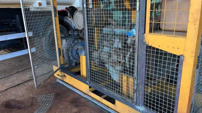 Moto bomba estacionário, acoplado Mercedes OM352, 6cilindros com Bomba de 6 polegadas