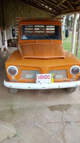 Ford F-75 4X4 2.3 1979