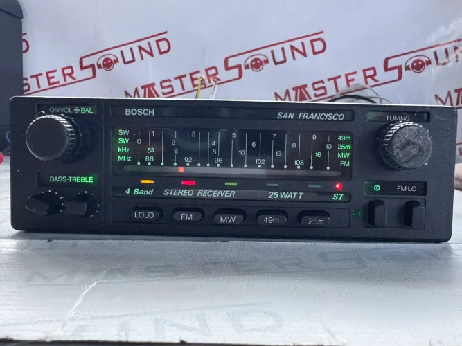 Auto radio com Bluetooth Bosch SAN Francisco lindo aparelho na promoção 
