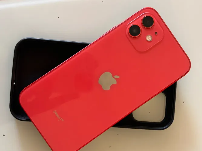 iPhone 12