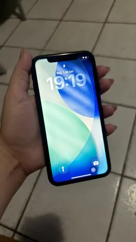 iPhone 11