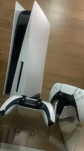 Ps5 + 2 controles 