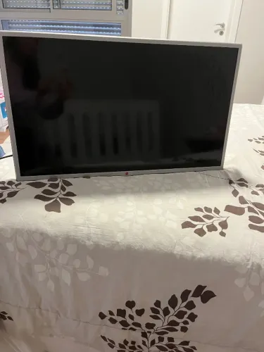 Tv LG 32 polegadas usada com defeito