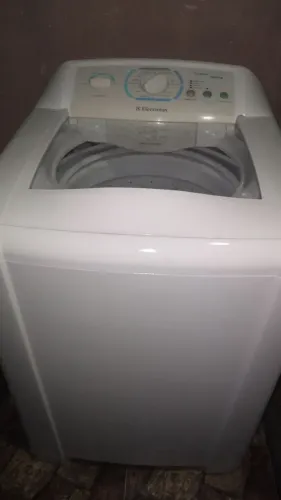 Vendo máquina de lavar roupas eletrolux 12kg valor $600 reais