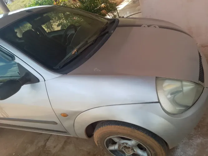 Ford KA 1.0i 3P 2004