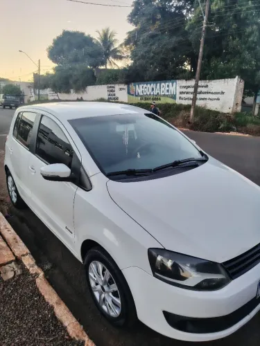 Volkswagen Fox 1.0 MI Total Flex 8V 5P 2013