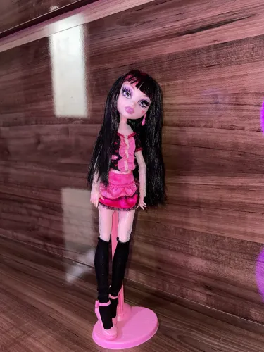 Draculaura killer style