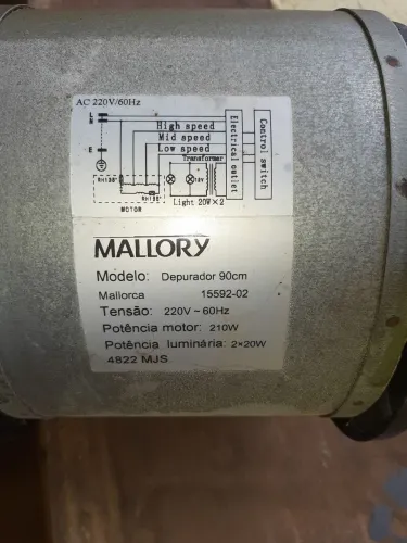 Vendo um motor exaustor mallory 90 cm tensão 220 v -60 HZ