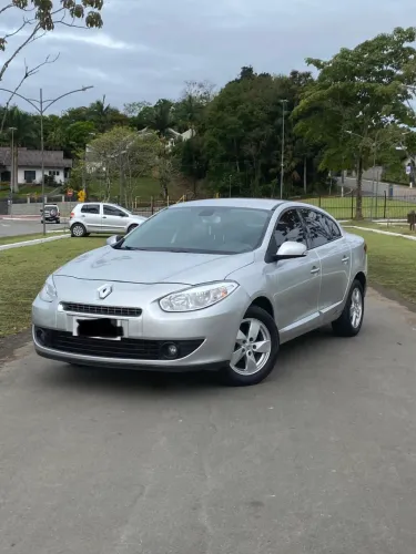 Renault Fluence Sed. Dynamique 2.0 16V Flex Aut. 2012