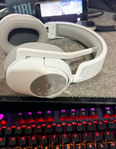 Headset Gamer Sem Fio Corsair HS55, 7.1 Surround, Driver 50mm