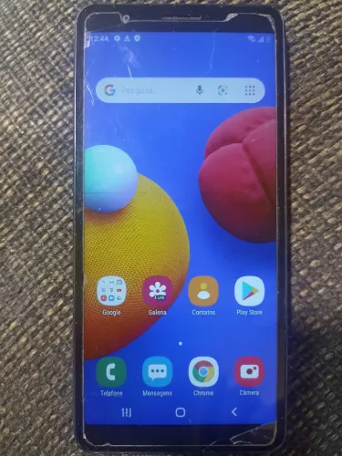 Samsung Galaxy A01 32 Gb preto  2 Gb Ram (Usado)