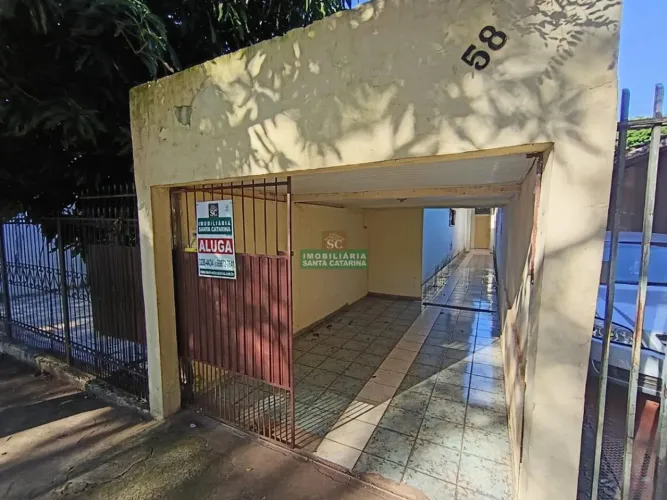 Aluga | Casa de 02 quartos com 70 m² | Zona 07