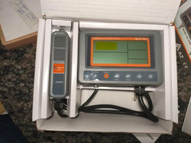 MONITOR E CONTROLLER