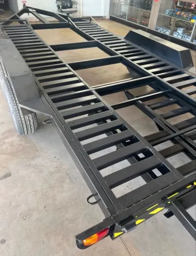 Carretinha plataforma guincho veículos 