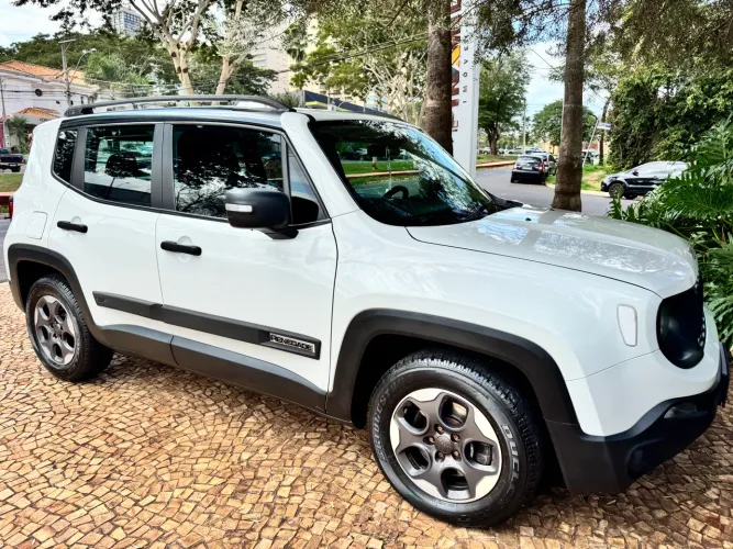 Jeep Renegade 1.8 4X2 Flex 16V Aut. 2020