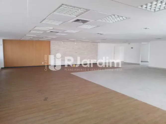 Prédio Comercial para locação com 1142 m² em Botafogo RJ