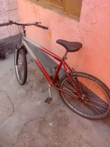 Vende-se bicicleta