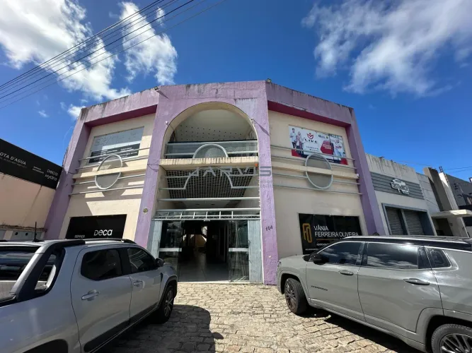 Sala comercial na Avenida Dona Constança prox. ao INSS - R$ 160.000,00