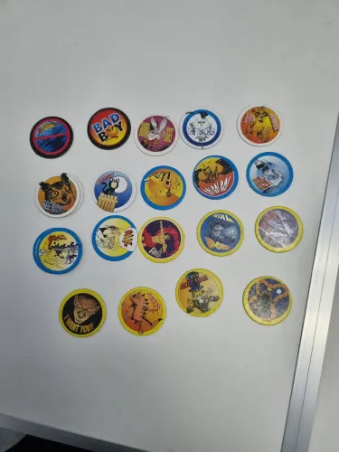 Tazos diversos