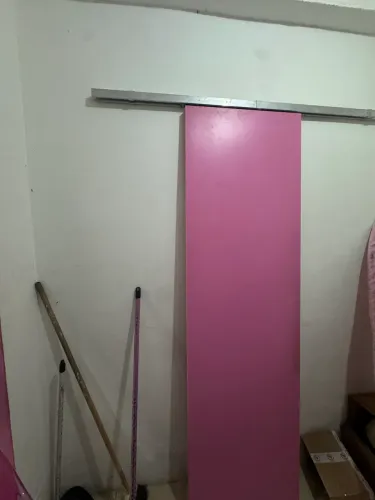 Porta de correr com trilho 60x210