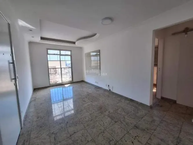 Aluguel: Apartamento 03 quartos, suíte, 02 vagas, B. Nova Granada
