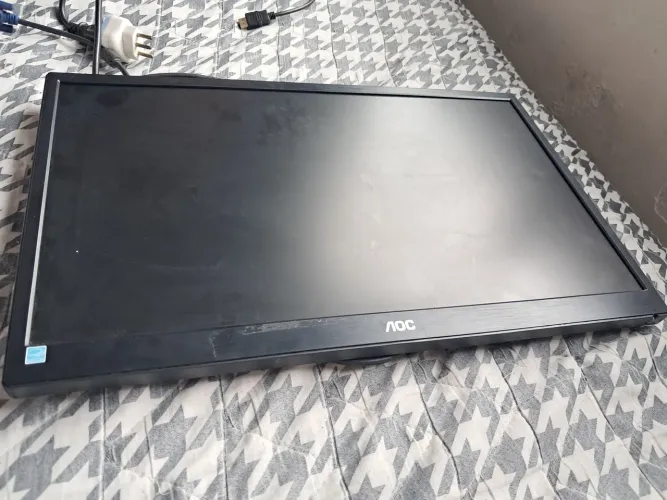 Monitor 22'