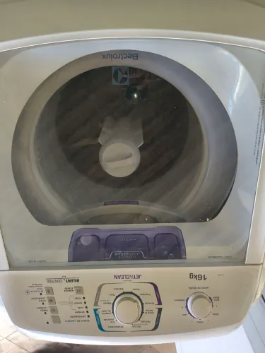 Máquina de lavar 16 kg semi nova com garantia
