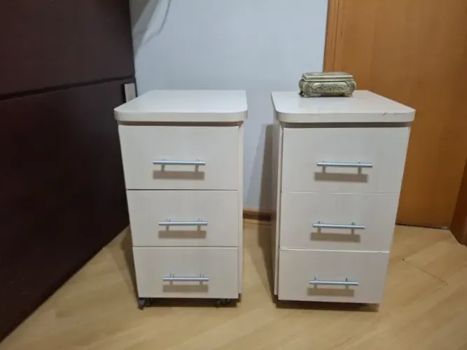 Par de Mesa de Cabeceira com Gavetas MDF