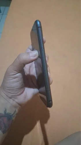 Celular iPhone 11