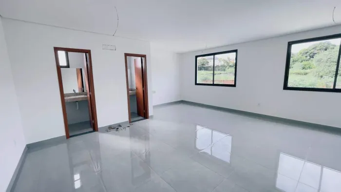 Sala comercia para locação, 2 banheiros, Aproximadamente 57 m²- bairro Ouro Preto - Belo H