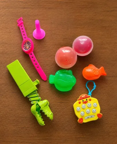 Kit Brinquedos Infantis com Pop It Eletrônico