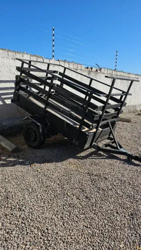 Carrocinha emplacada muito grande MENOR VALOR