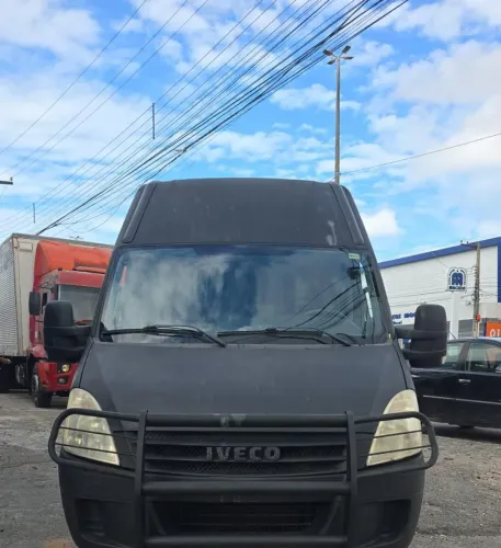 Iveco Daily Furgão Daily 45-170 Furgão 3.0 12m³ (die)(e5) 2010
